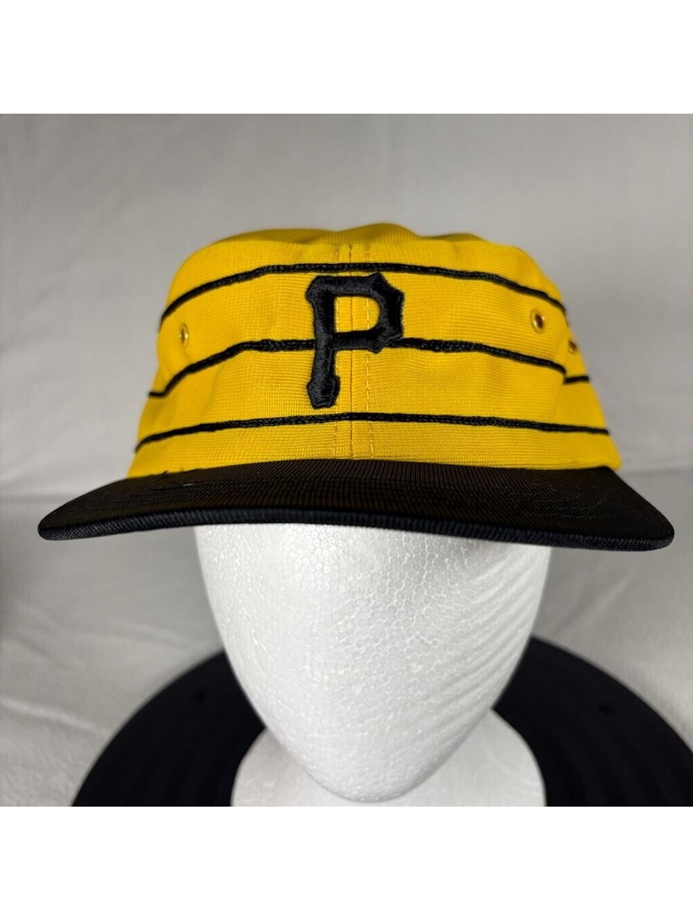 Vintage Pittsburgh Pirates Sports Specialties Pillbox Hat Snapback Cap Large MLB